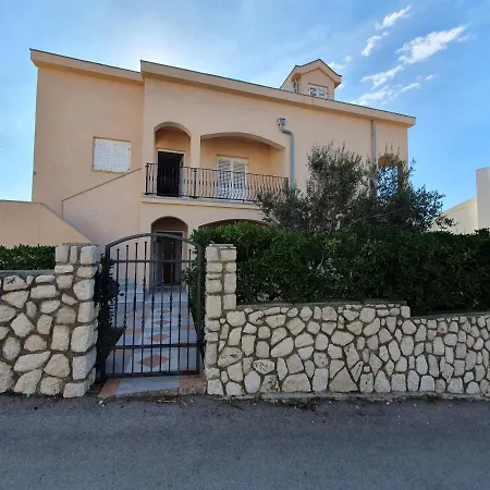 Апартаменты Olive Garden Pag *