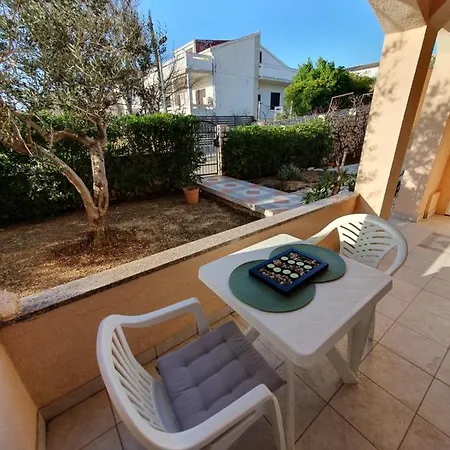 Olive Garden Pag דירה