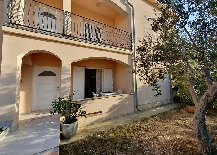 Olive Garden Pag Апартаменты Паг