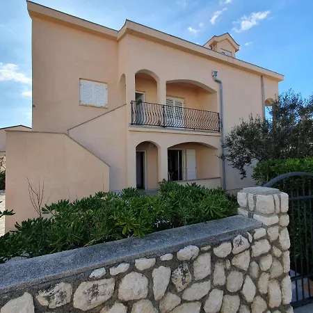 Apartament Olive Garden Pag Pag Town