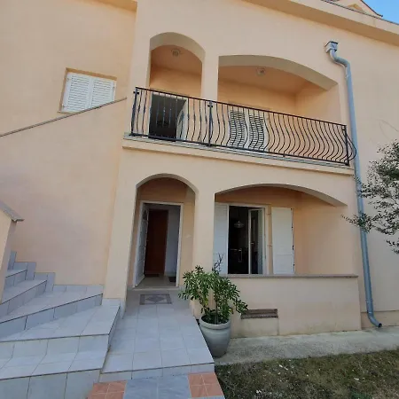 Olive Garden Pag شقة باغ