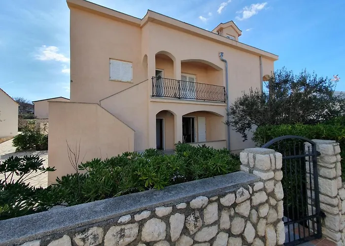 Apartman Olive Garden Pag Pag Town